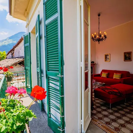 Casa Terra A Cielo Nyaraló Castelveccana